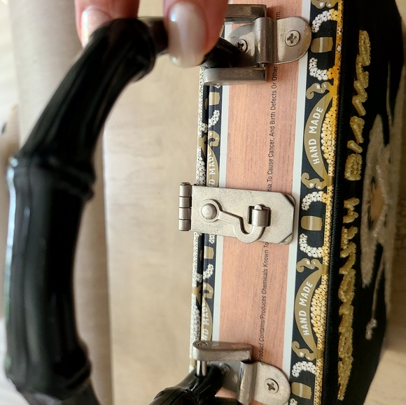 Vermouth Bianco Cigar Box Sequin Bag - Picture 3 of 8